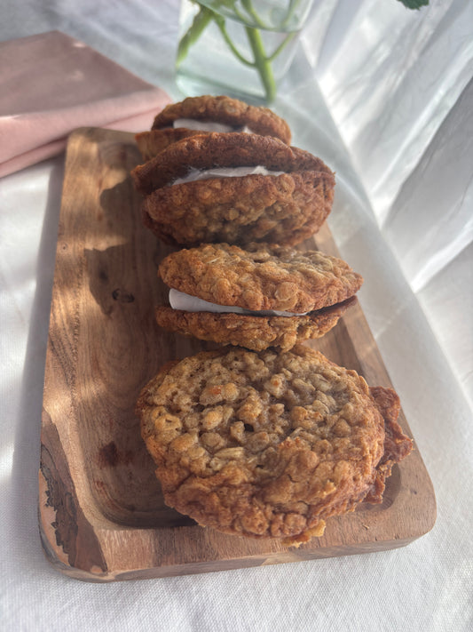 Oatmeal Creme Pie