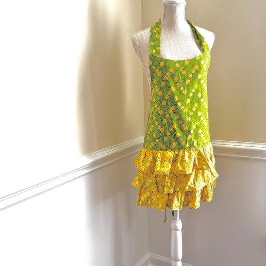 Yellow and Green Floral Ruffled Apron – Vintage-Inspired Kitchen Apron for Baking, Cooking, Gift Giving