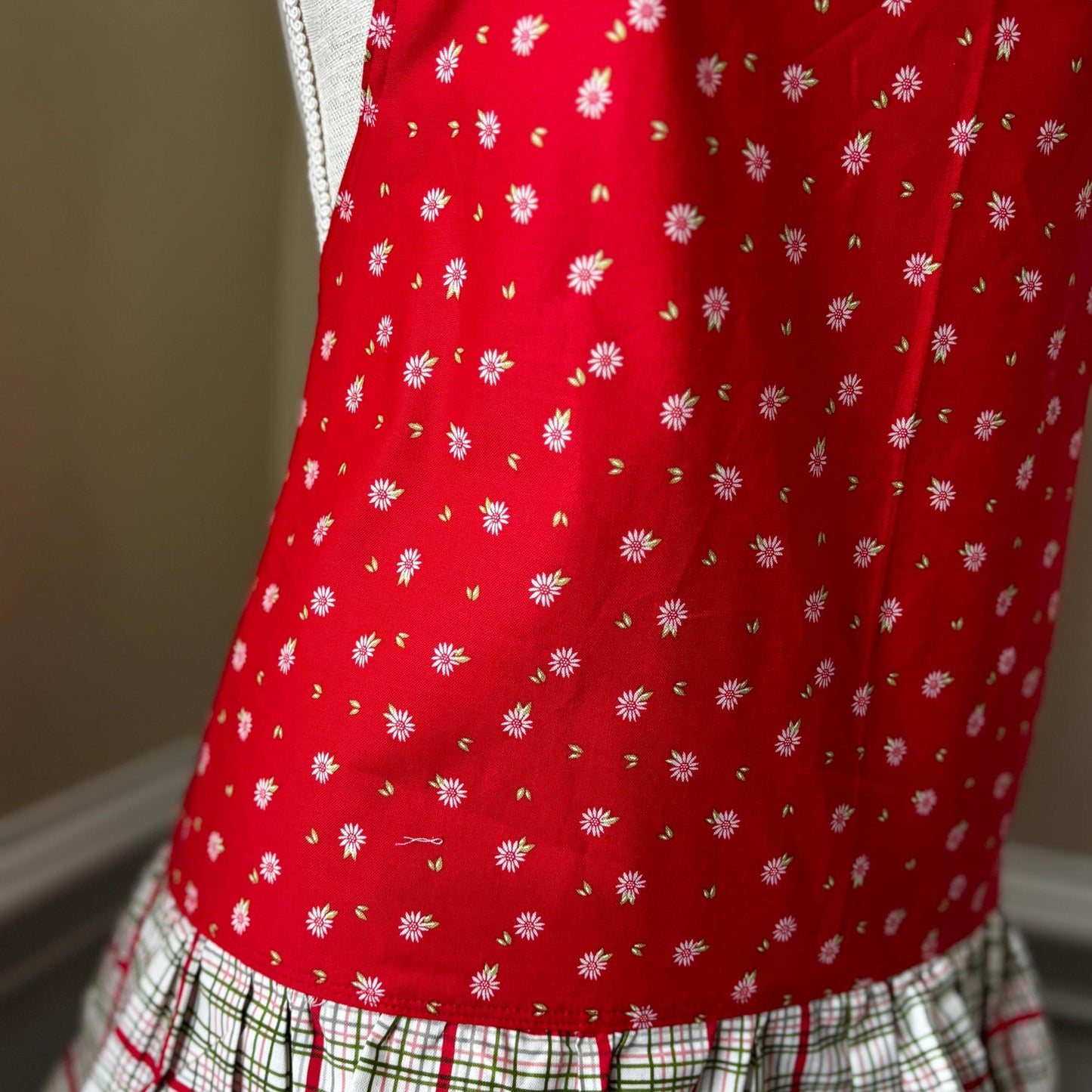 Red Plaid Ruffled Apron – Festive Kitchen Apron for Baking, Cooking, Holiday Entertaining